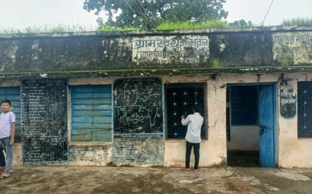 मझौली: जर्जर भवन के कारण निजी कमरे में चल रही ग्राम पंचायत, डेढ़ साल से परेशान हो रहे ग्रामवासी