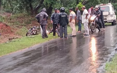 बाइक अनियंत्रित होकर फिसली, तीन युवक घायल, हालत गंभीर,डायल-112 ने पहुंचाया अस्पताल
