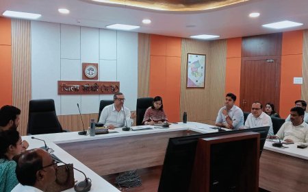 Sidhi News :कलेक्टर की अध्यक्षता में समय सीमा की बैठक आयोजित,1 अक्टूबर से पुराने बस स्टैंड से नहीं होगा बसों का संचालन