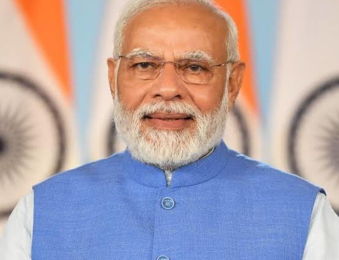 PM मोदी का 76वां जन्मदिन: चाय बेचने से प्रधानमंत्री बनने तक का सफर,जानिए PM की पूरी राजनीतिक यात्रा