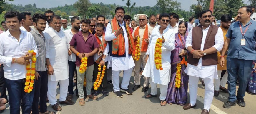 सेवा संकल्प अभियान के तहत सीधी पहुंची ‘सेवा ज्योति कलश यात्रा’, मंत्री,सांसद और विधायक ने किया स्वागत