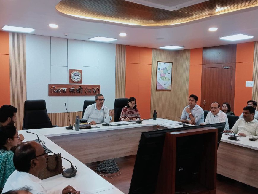 Sidhi News :कलेक्टर की अध्यक्षता में समय सीमा की बैठक आयोजित,1 अक्टूबर से पुराने बस स्टैंड से नहीं होगा बसों का संचालन