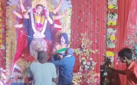 सीधी: नवरात्रि में मन्नत पूरी करने  युवक ने दुर्गा पंडाल में काटी जीभ! 12 घंटे बाद आया होश, VIDEO वायरल