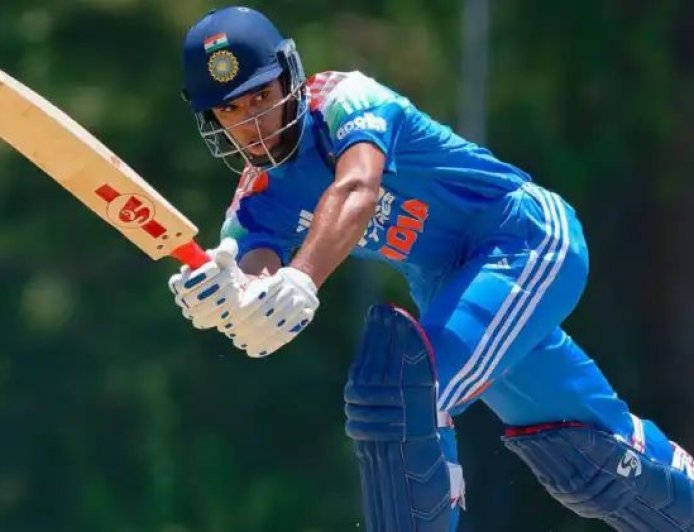 Cricket News : राहुल द्रविड़ के बेटे का तूफानी धमाका, 41 गेंदों में ठोक दिए 85 रन