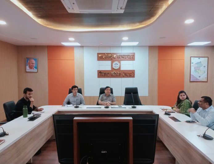 Sidhi News: पटाखा विक्रेताओं को लाइसेंस की शर्तों का कड़ाई से पालन करने के निर्देश,अस्थाई लाइसेंस के लिए 31 तक होगा आवेदन